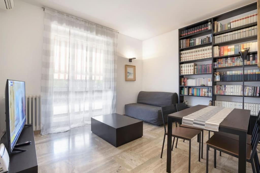 Casa Kika Comoda, Luminosa E Accogliente Milão Exterior foto